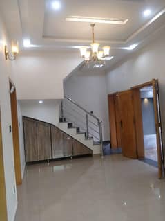 5 MARLA BRAND NEW LUXURY EXCELLENT CONDITION GOOD FULL HOUSE FOR RENT IN AA BLOCK BAHRIA TOWN LAHORE