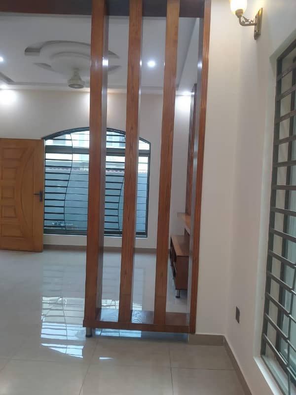 5 MARLA BRAND NEW LUXURY EXCELLENT CONDITION GOOD FULL HOUSE FOR RENT IN AA BLOCK BAHRIA TOWN LAHORE 23