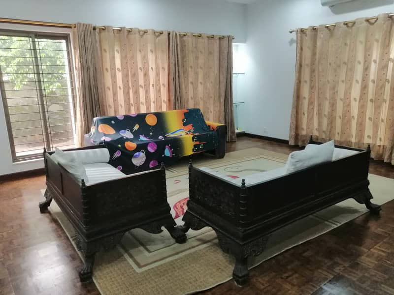 Kanal Full House Fully Furnished Near To LGS, Roots 3