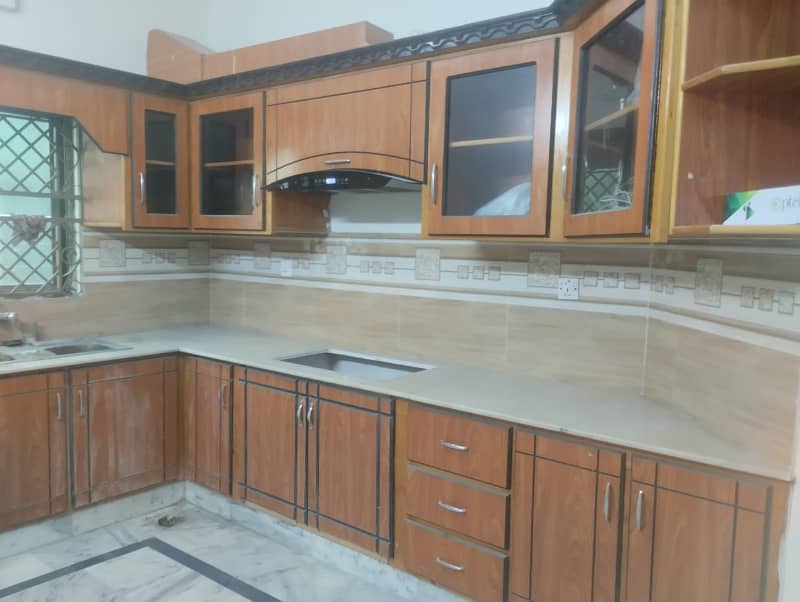 10 MARLA TOP LOCATION HOUSE AVAILABLE FOR RENT IN BAHRIA TOWN PHASE 7 1