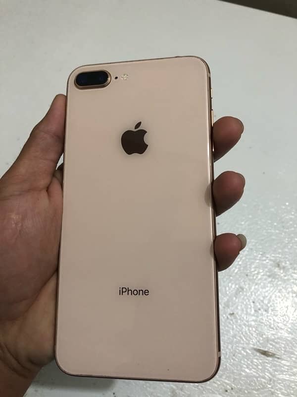 IPhone 8 Plus 3