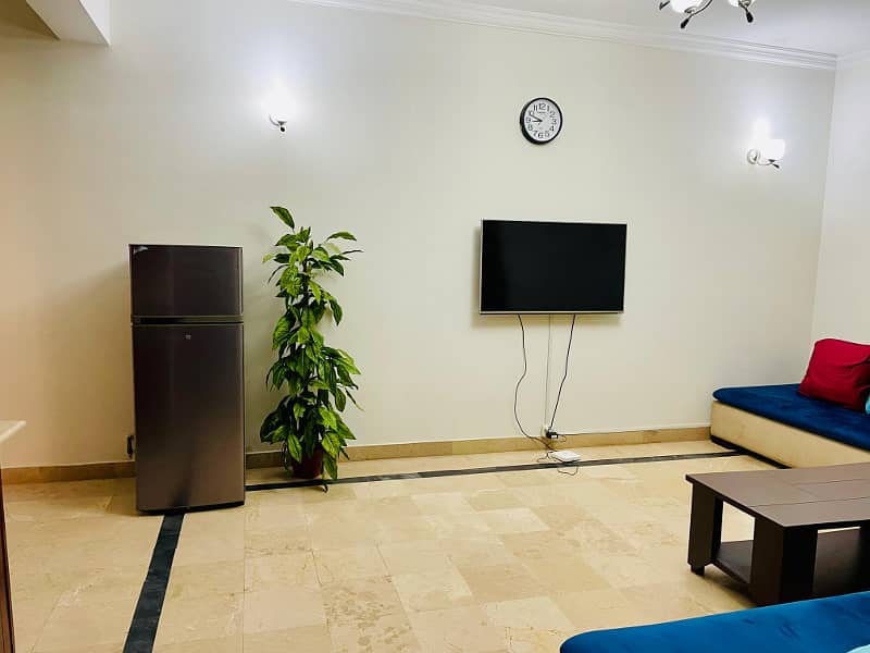 1 Bedroom Fully Furnished Apartment Available For Rent In F-11 Markaz Islamabad 2