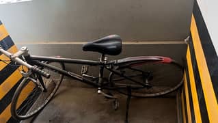 cycle for sale 10/10 condition new tyres installed imported used