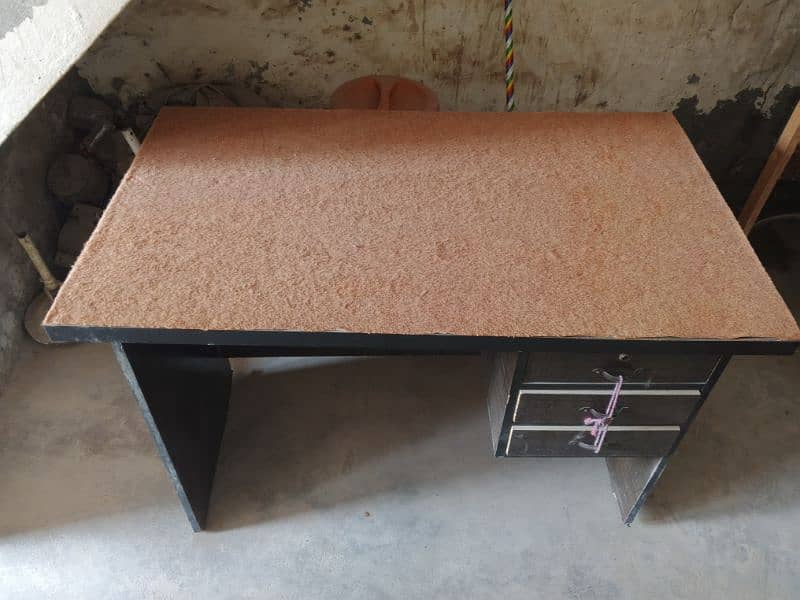 Table for sale, Almost new 0