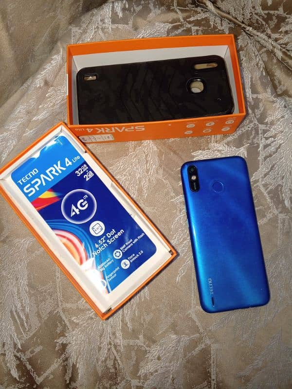 Tecno spark 4 lite 0