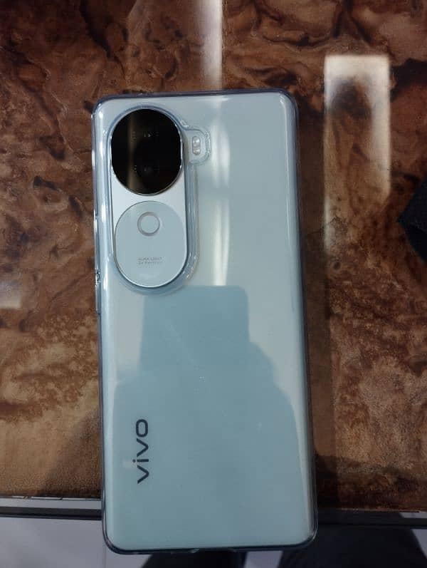 Vivo v40e for sale 1