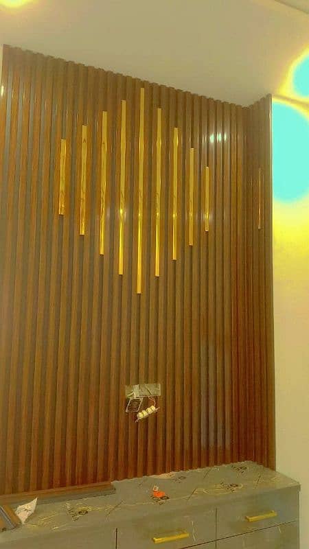 Pvc Wall Panel 10"by9.5' 8