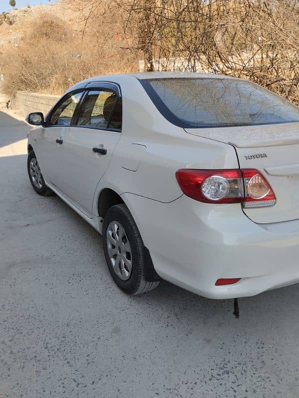 Toyota Corolla XLI 2014 3