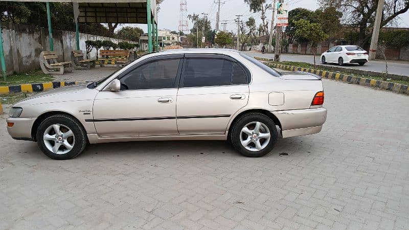 Toyota Corolla 1992 17