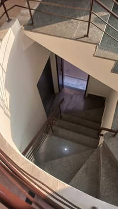 UPPER PORTION OF 8 MARLA EXCELLENT GOOD CONDITION HOUSE FOR RENT IN UMAR BLOCK BAHRIA TOWN LAHORE