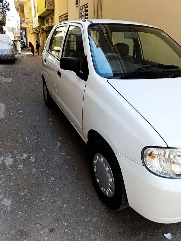 Suzuki Alto 2011 3