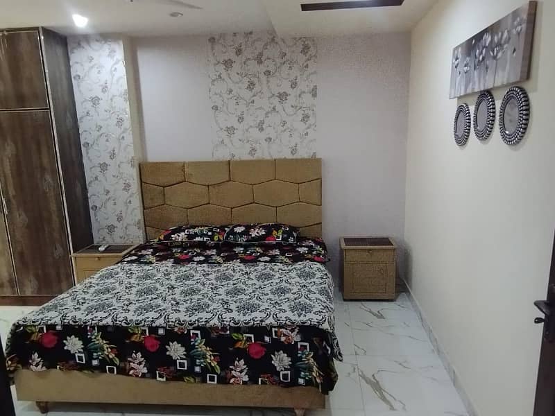 1 BED FULLY FURNISHED FULL LUXURY IDEAL GOOD EXCELLENT FLAT FOR RENT IN BAHRIA TOWN LAHORE 2