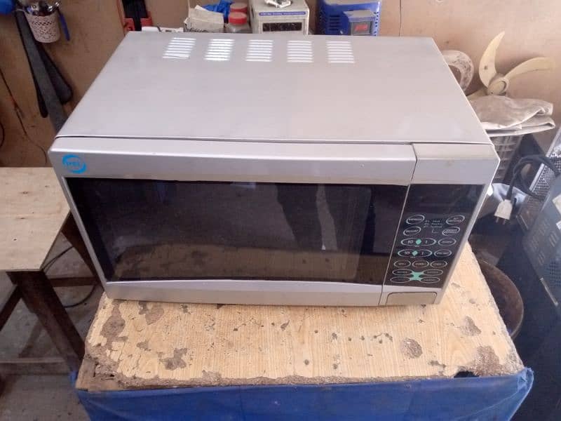 microwave oven 2