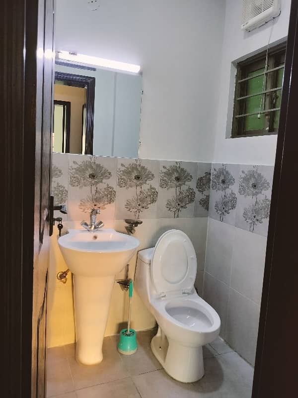 Apartment for Rent in Askari 11 sec-B Lahore 48