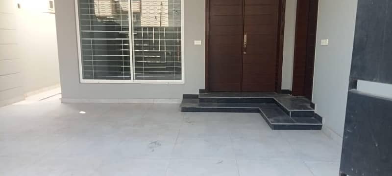 9 Marla fully finished Brand new House for sale in Nazeer Garden 9