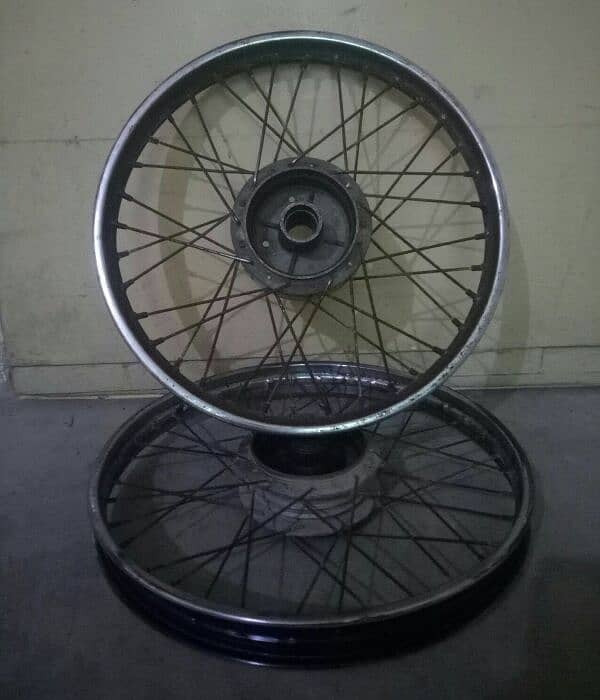 Honda 70cc motor bike rim 0