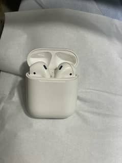 apple Airpods 2 10/9 Condition All Working