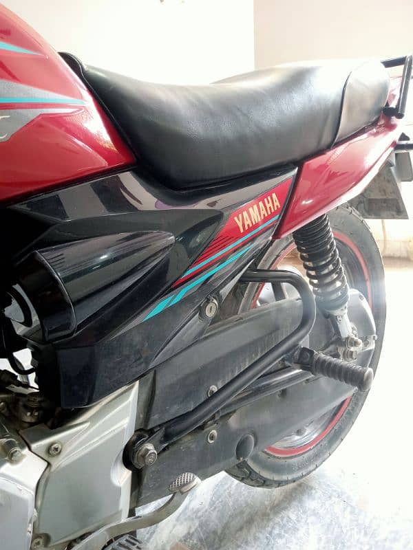 Yamaha 125 YBZ 6