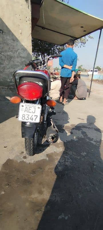 125 In New Condition ( Road prince) 1