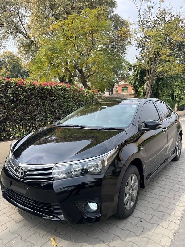 Toyota Corolla Altis 1.8  2016 End 1