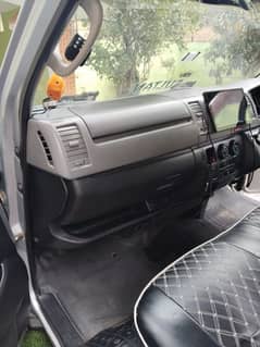 Toyota hiace grand cabin model 12 import 17