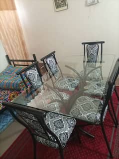 dining table with 6 chairs . 03015762061