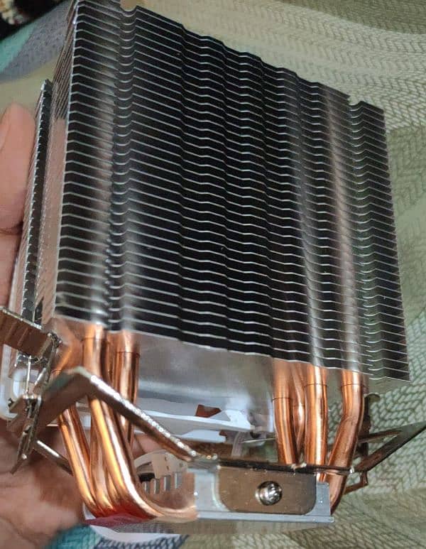 4 Heatpipe RGB Cooler for sale. 2