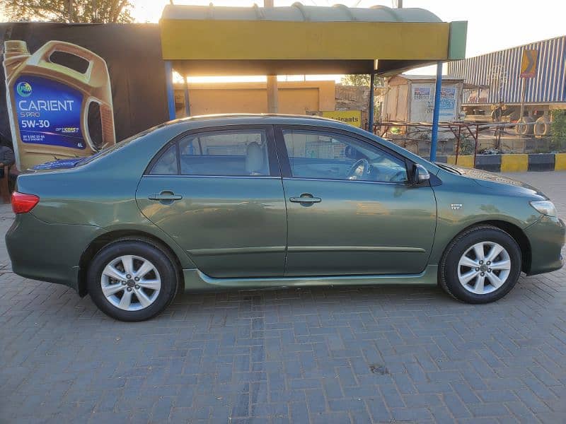 Toyota Corolla Altis 2010 Sr top of the line 4