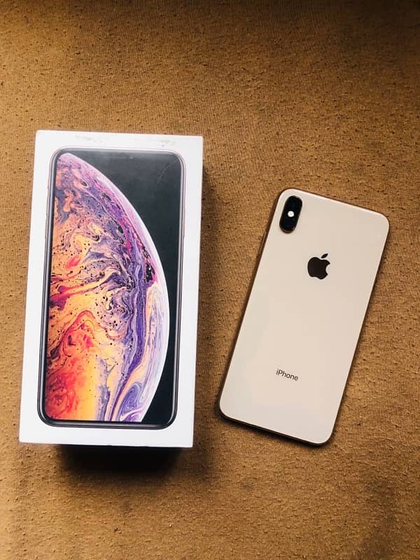 iphone xs max 256gb with box Pta approved official brand new condition 1