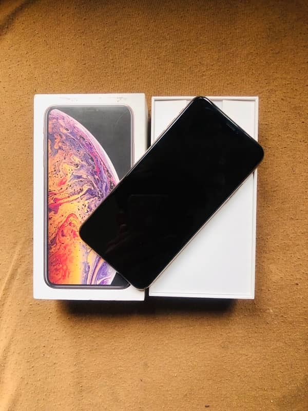 iphone xs max 256gb with box Pta approved official brand new condition 6