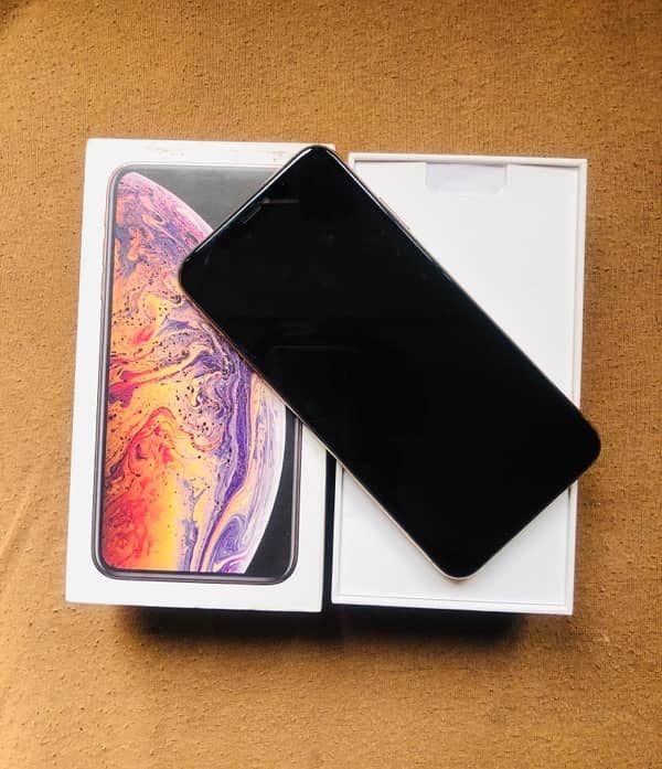 iphone xs max 256gb with box Pta approved official brand new condition 8