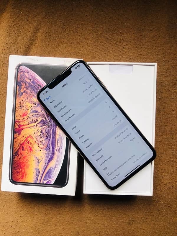 iphone xs max 256gb with box Pta approved official brand new condition 10