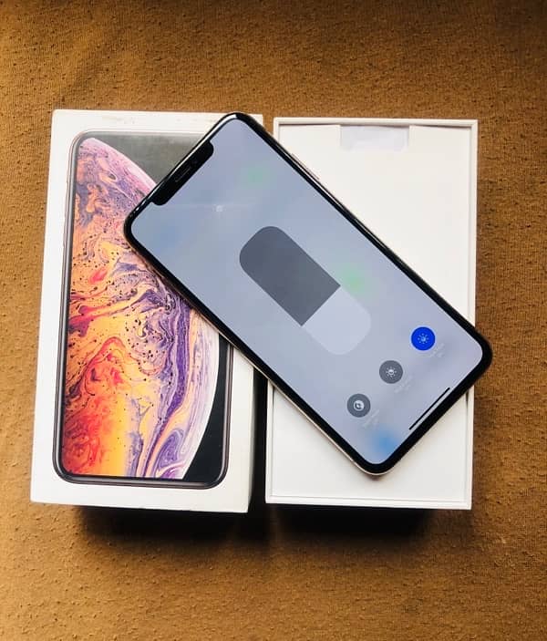 iphone xs max 256gb with box Pta approved official brand new condition 11