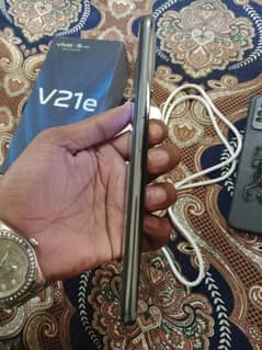 Vivo V21 e