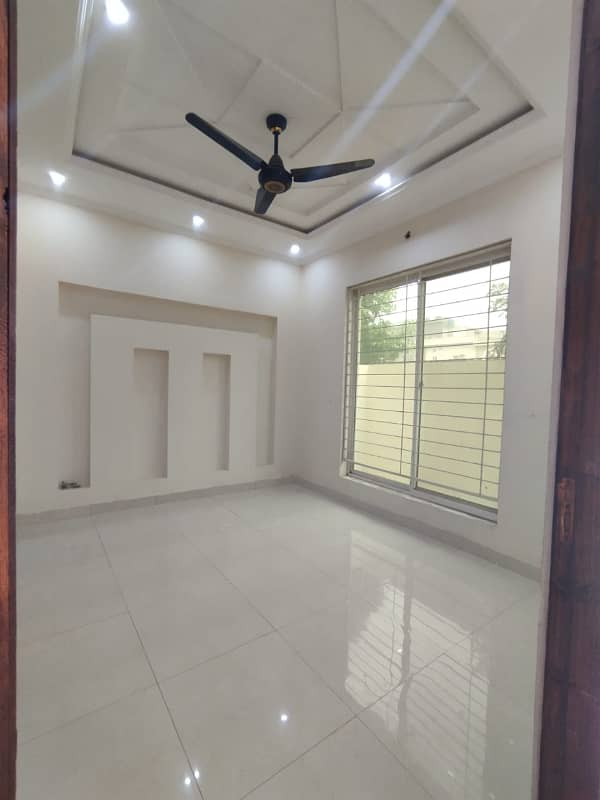 5 Marla full House For Rent in Dream Avenue Lahore 3