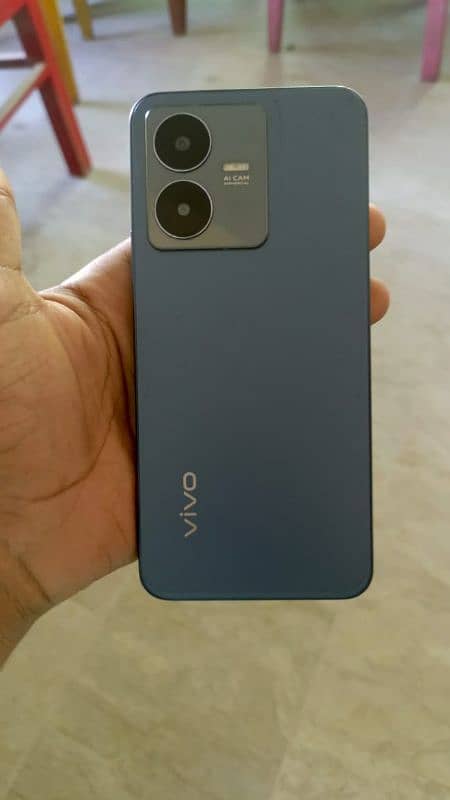 Vivo y22 (4+4/64) 1