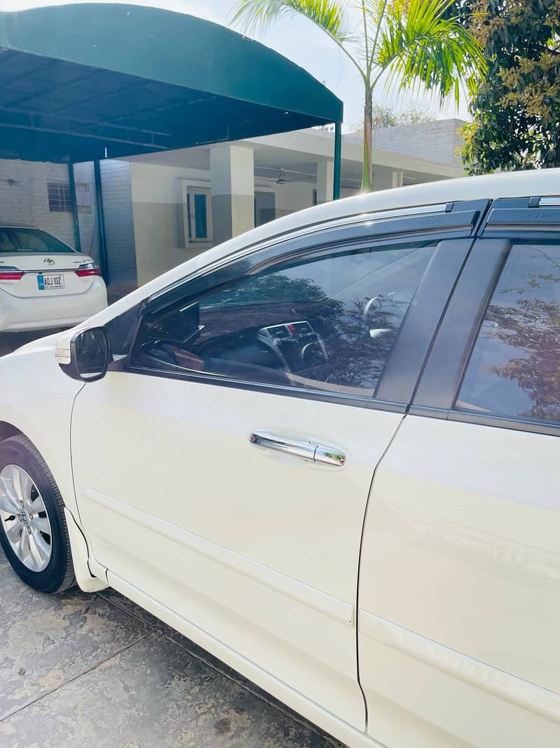 Honda City Aspire Prosmatec 1.5 i-VTEC 2018 Model Excellent Condition 16