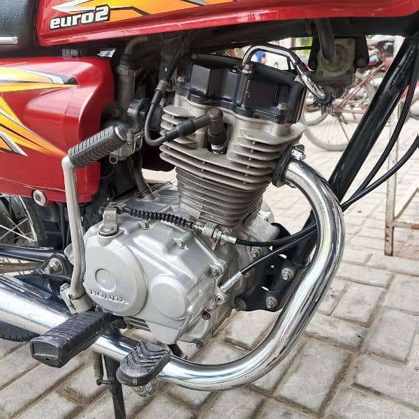 Honda 125 All Ok Good Condition 3