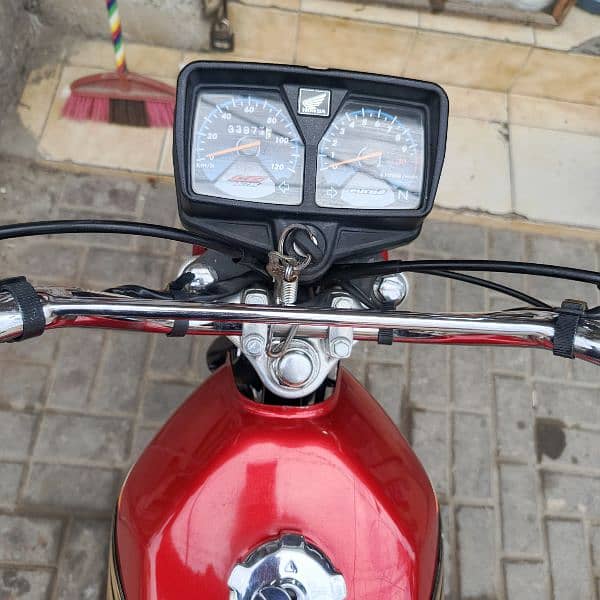 Honda 125 All Ok Good Condition 9