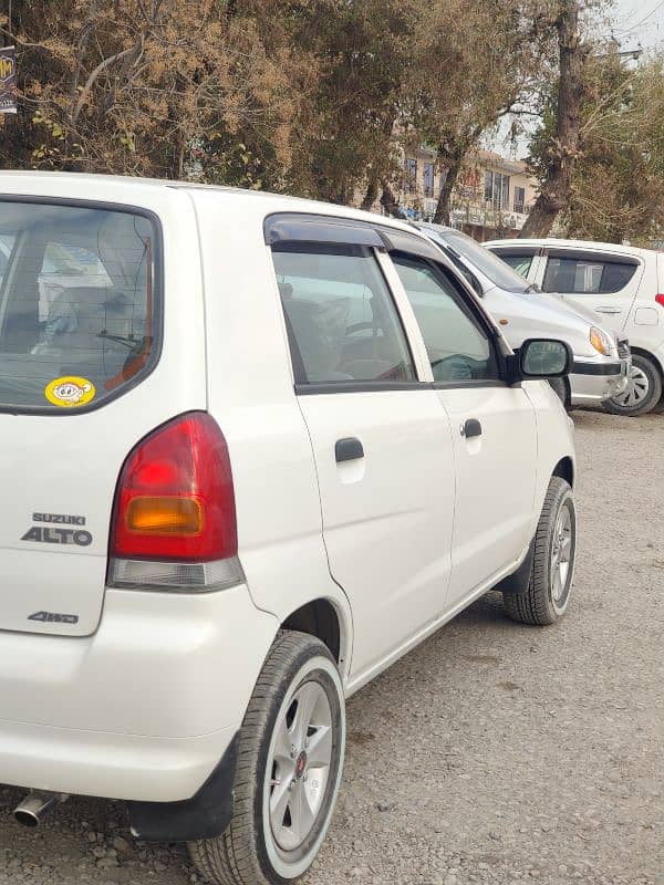 Suzuki Alto 2010 6