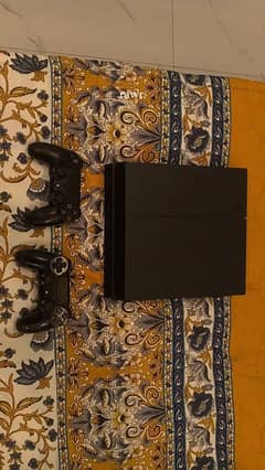 PS4 in used 10by condition