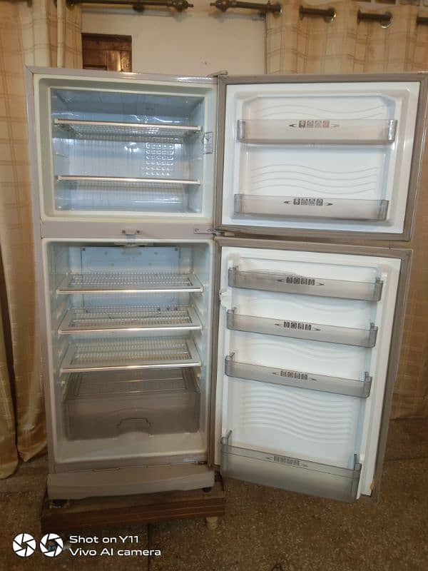 Dawlance refrigerator for sale 2