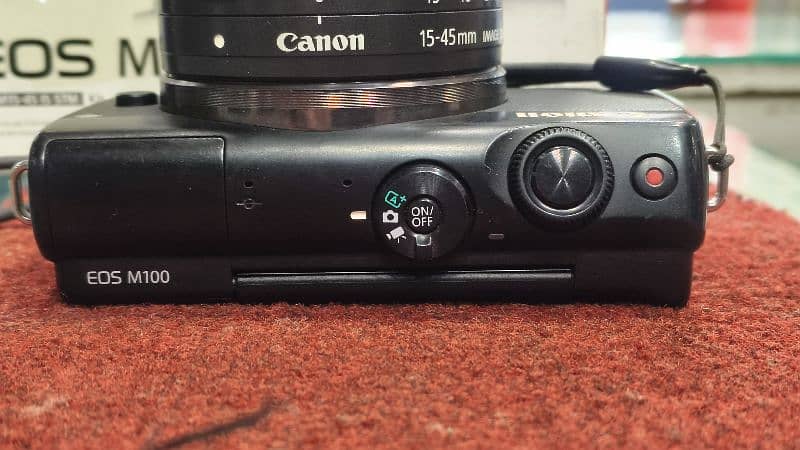 canon m100 with 15-45mm 4