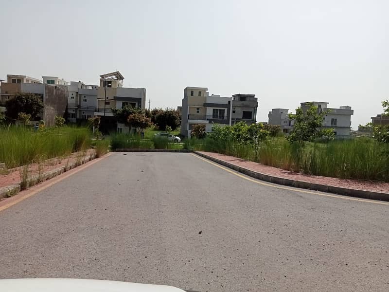 Bahria Enclave Sector N 5.5 Marla Corner Back Open Plot Available For Sale In Prime Location. Reasonable Demand. 3