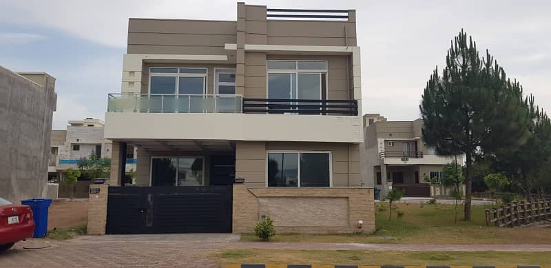 Beautiful Location Sector B-1 8 Marla (30*60) House Available For Sale Reasonable Demand 1