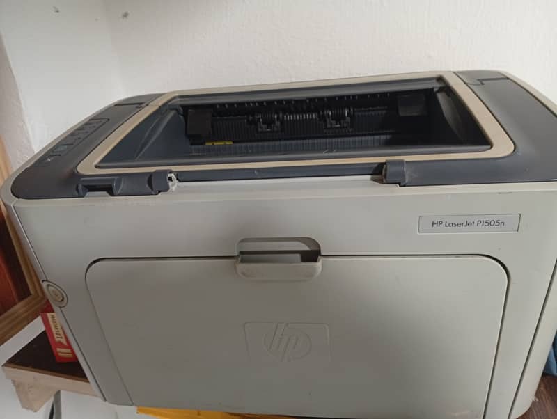 Hp laser printer p1505n Lush condition 1