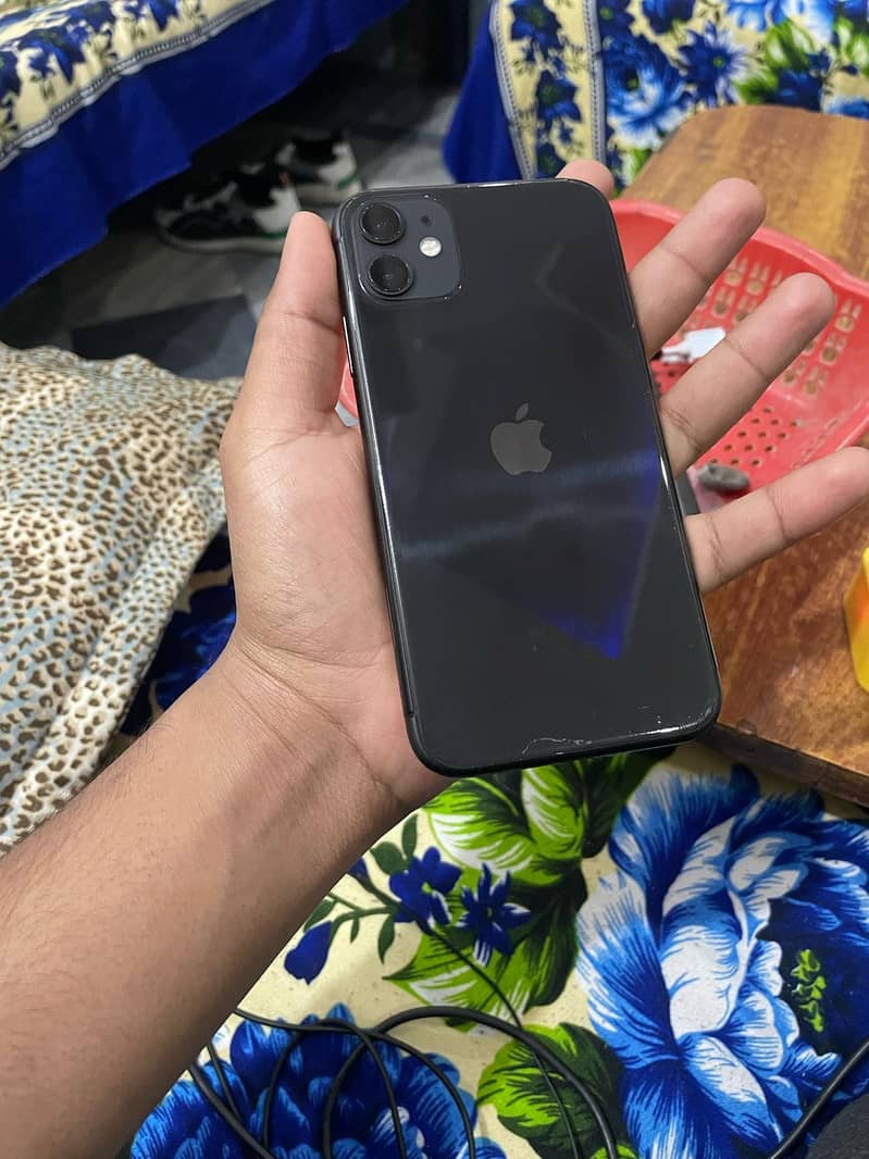 I want sell my iPhone 11 64 gb(FU)locked 4