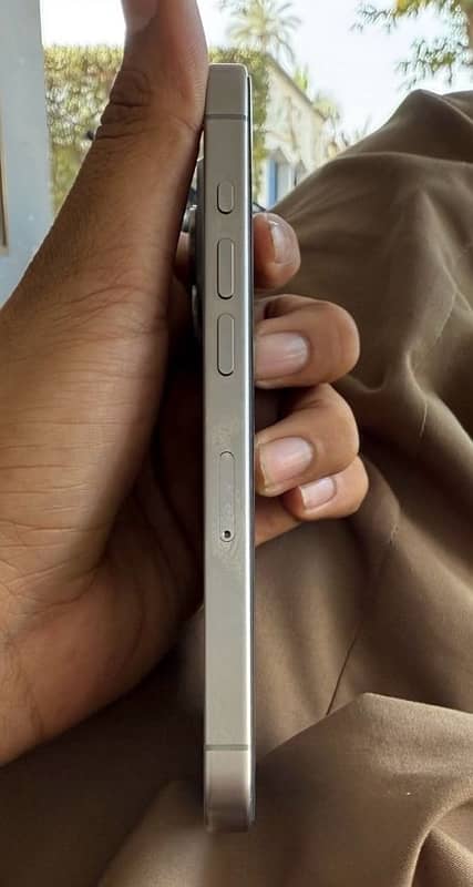 Iphone 15 pro non PTA 1