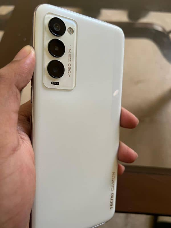 Tecno Camon 18p 8/128gb fresh set 1