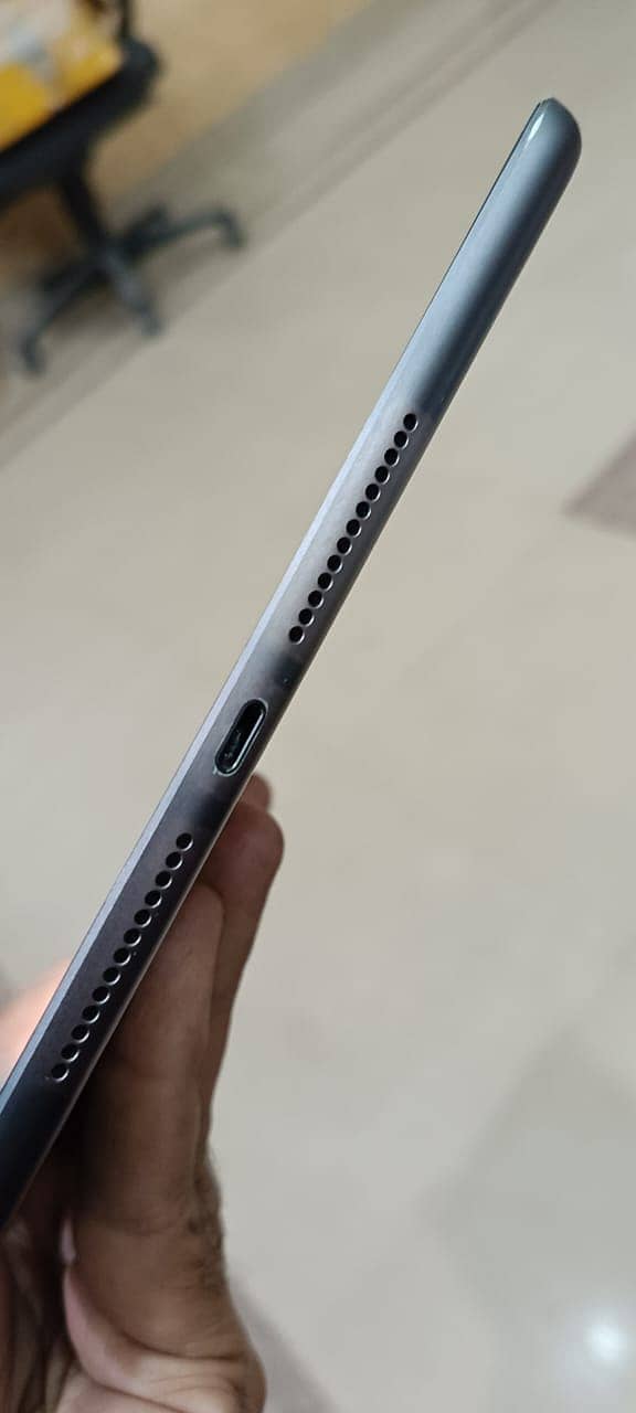 iPad 8th Generation 32Gb 4